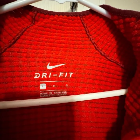 Nike dri fit men’s large red quarter zip athletic running - Picture 5 of 5